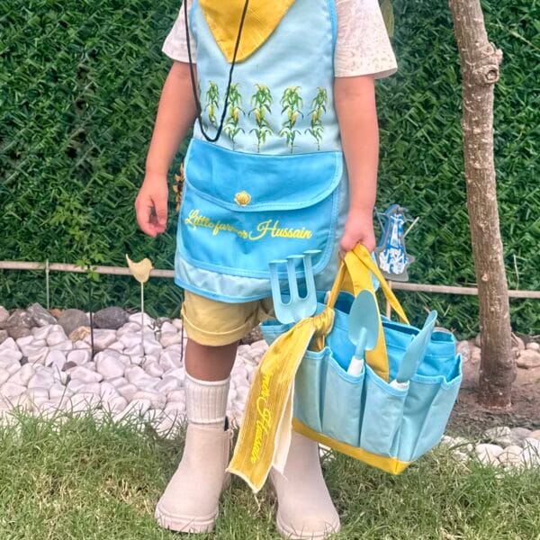 ‏Tiny Corn Apron 🌽